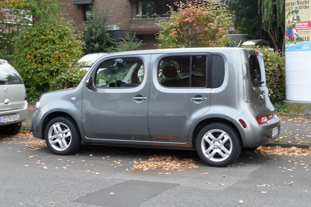 Nissan Cube in St. Tnis (27.9.2011)