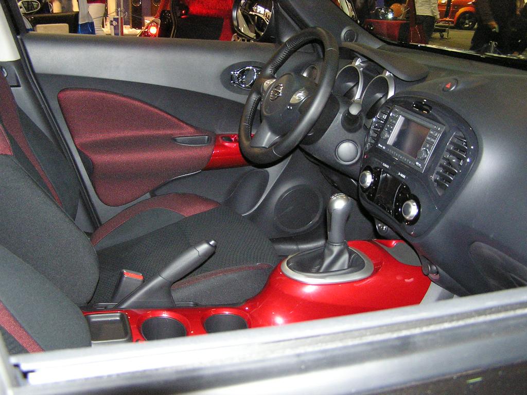 Nissan Juke Interieuraufnahme. Gesehen auf dem Carstyling Tuning Show, Mrz 2011.