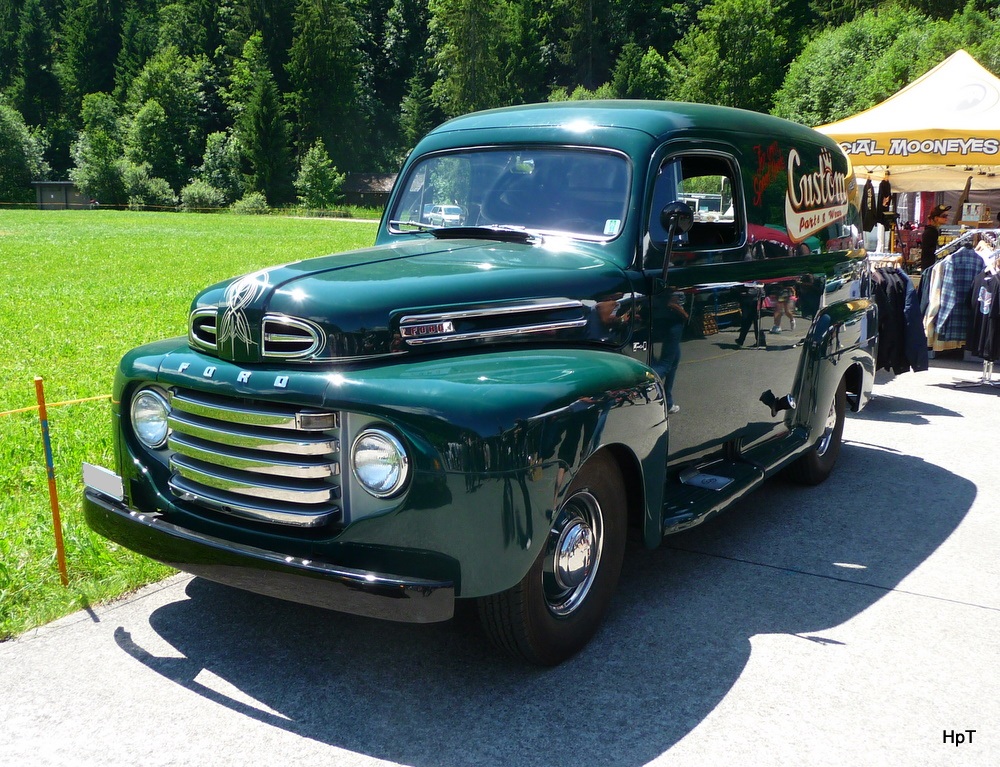 Oldtimer Ford in St.Stephan am 02.07.2011