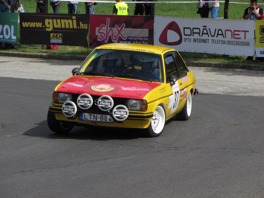 Opel Ascona auf dem Prologue des 46-ten Mecsek Rallye (Mai 2012)
