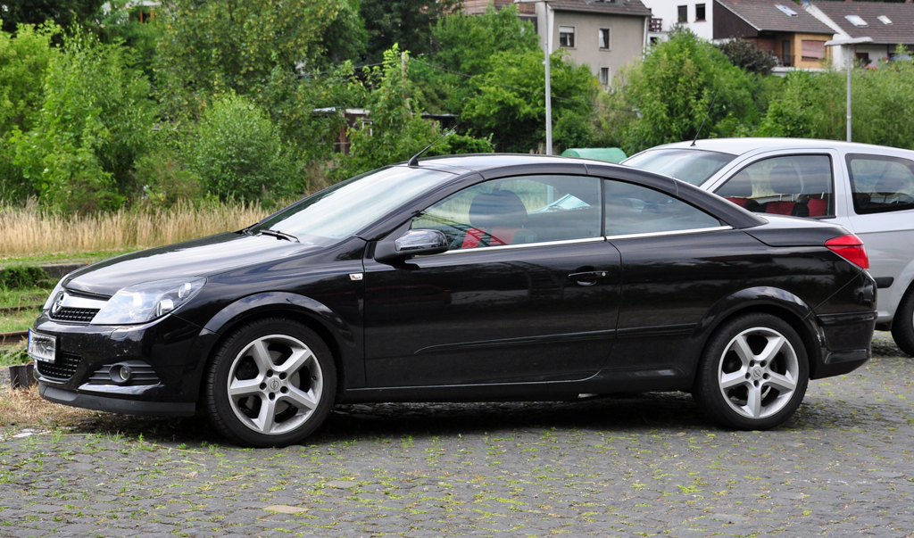 Opel Astra Coupe in Bad Mnstereifel - 17.07.2010
