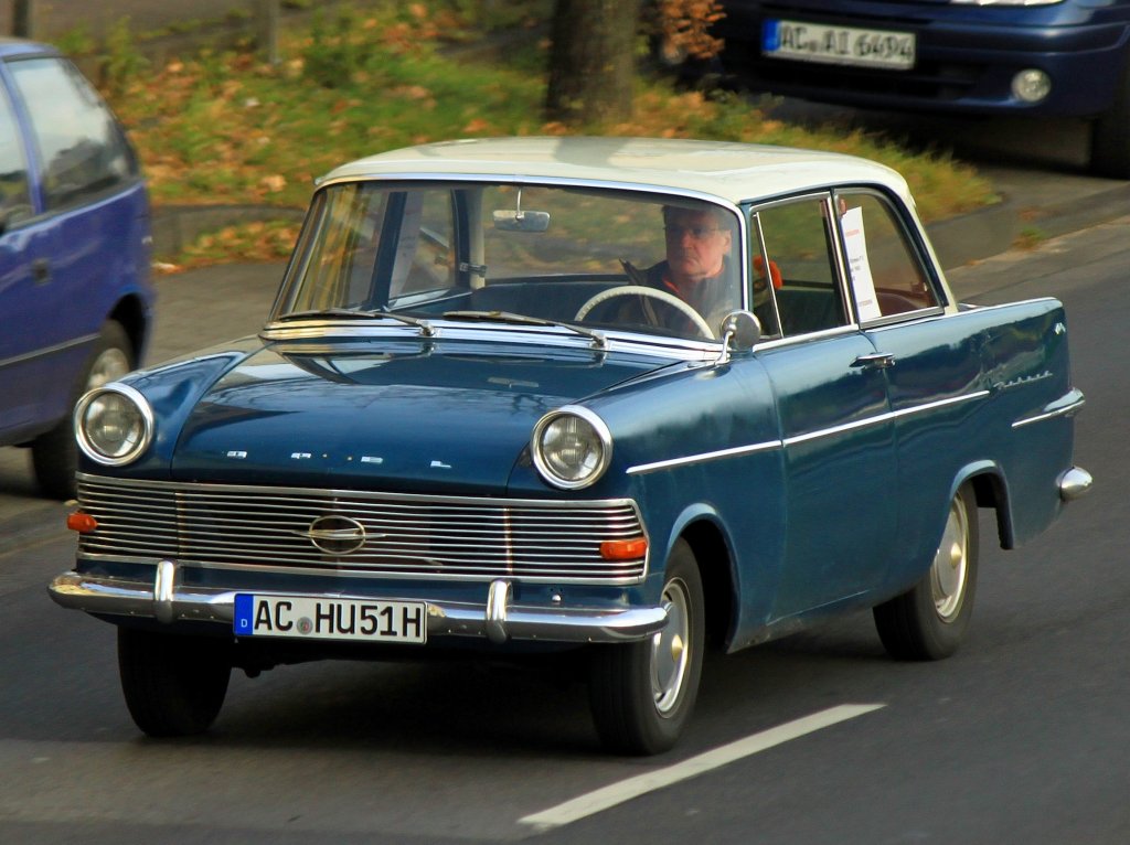Opel Rekord P2 (Baujahr 1960–1963) am 11.12.2011 in Aachen auf der Vaalserstrasse.