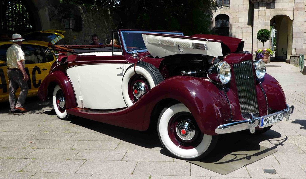 =Packard Six Convertible Coupe, Bj. 1938, 100 PS, 4015 ccm, steht anl. der ADAC Deutschland Klassik 2017 in Fulda, Juli 2017