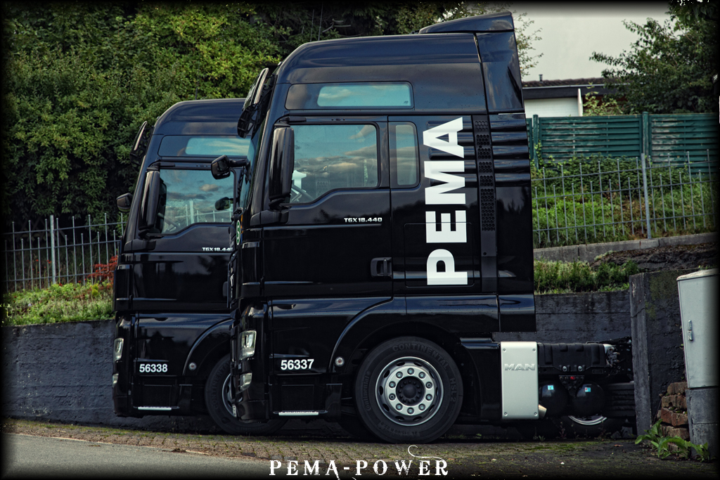 PEMA-POWER: MAN TGX 18.440XXL in Ldenscheid.