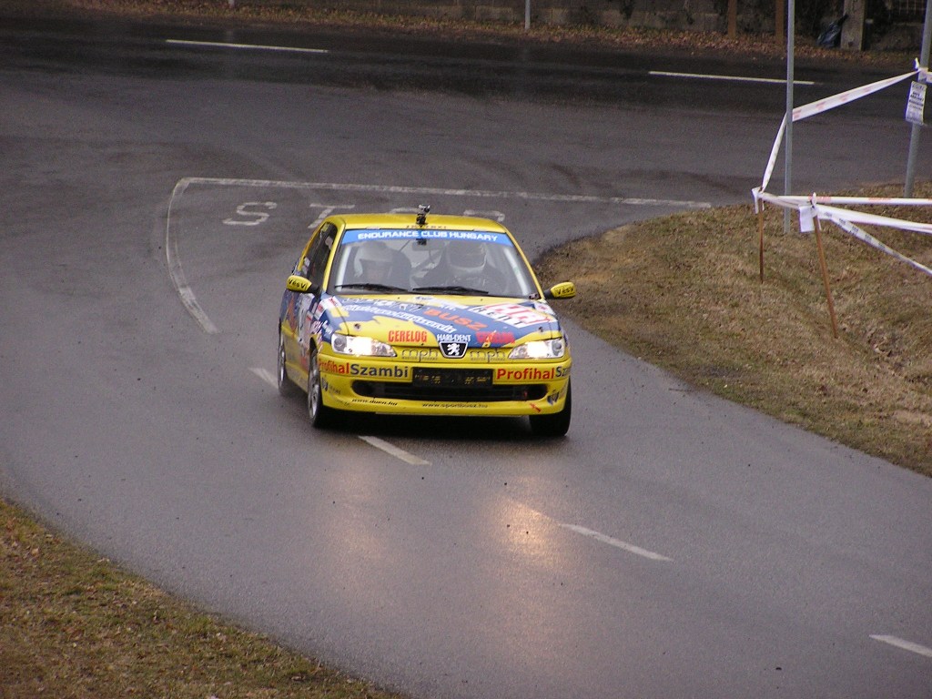 Peugeot 306, gesehen auf dem (Amateur) Rallye Sprint, bei Abaliget (11.03.2012).