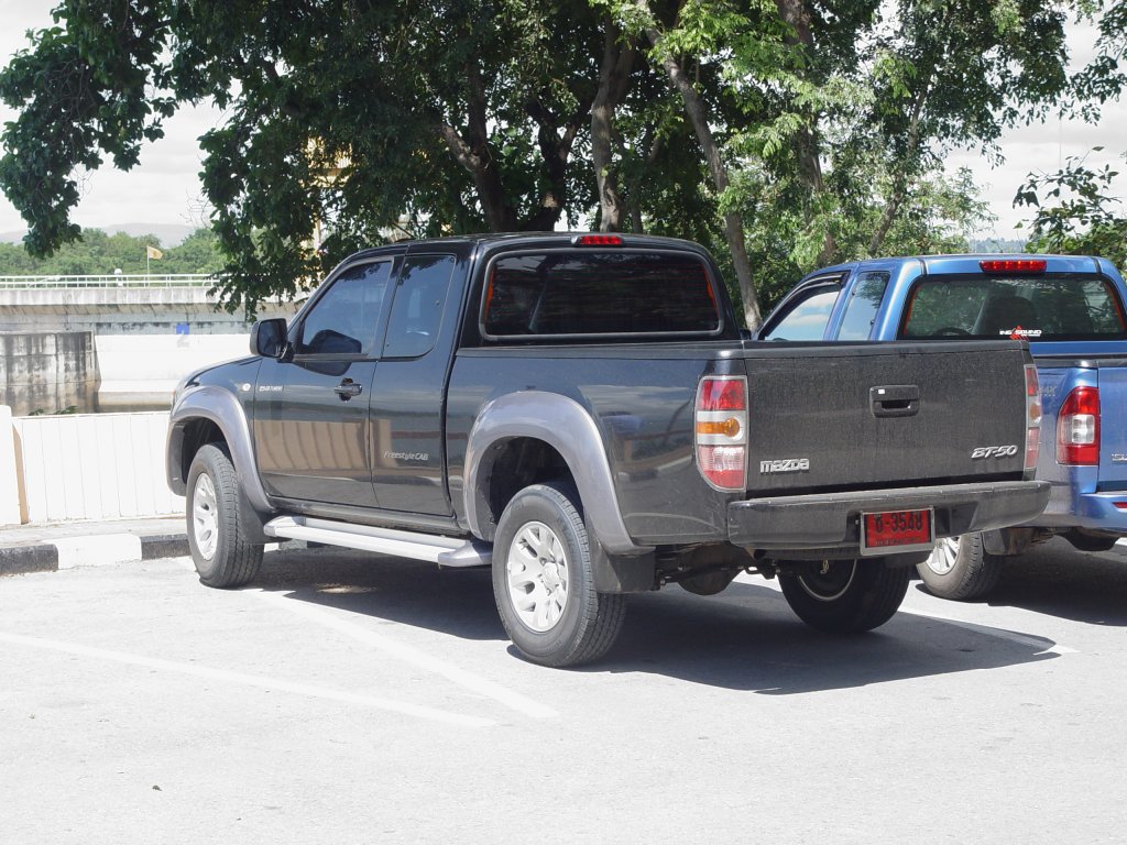 Pick-up Mazda BT-50 am 05.10.2006 in Thailand