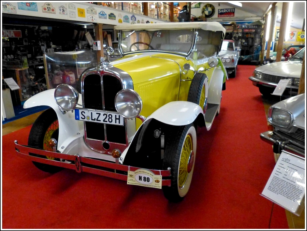 Pontiac Oakland Phaeton Six Open Tourer, Bj 1928, 4000 ccm, 6 Zjl,55 Ps gesehen im Automobil-Spielzeugmuseum Nordsee. 11.05.2012