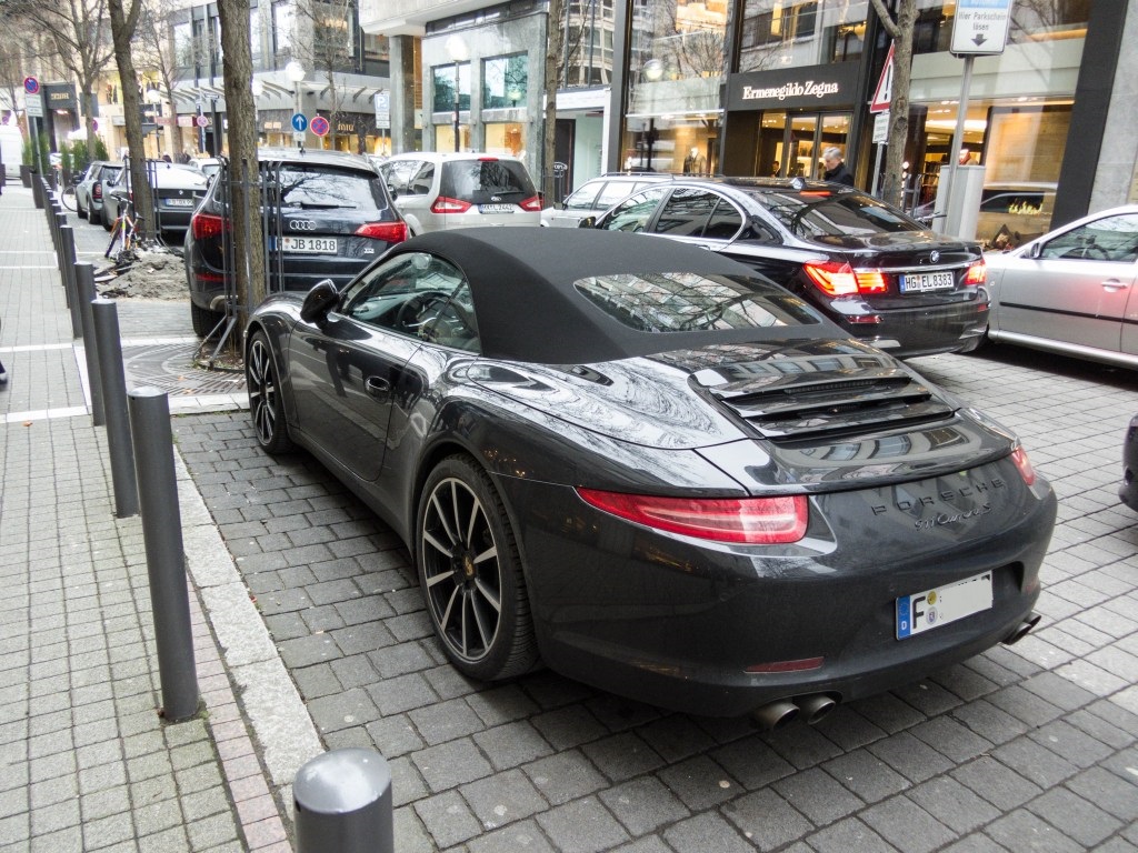 Porsche 911 (991) Cabriolet. Aufnahme: 07.12.2012