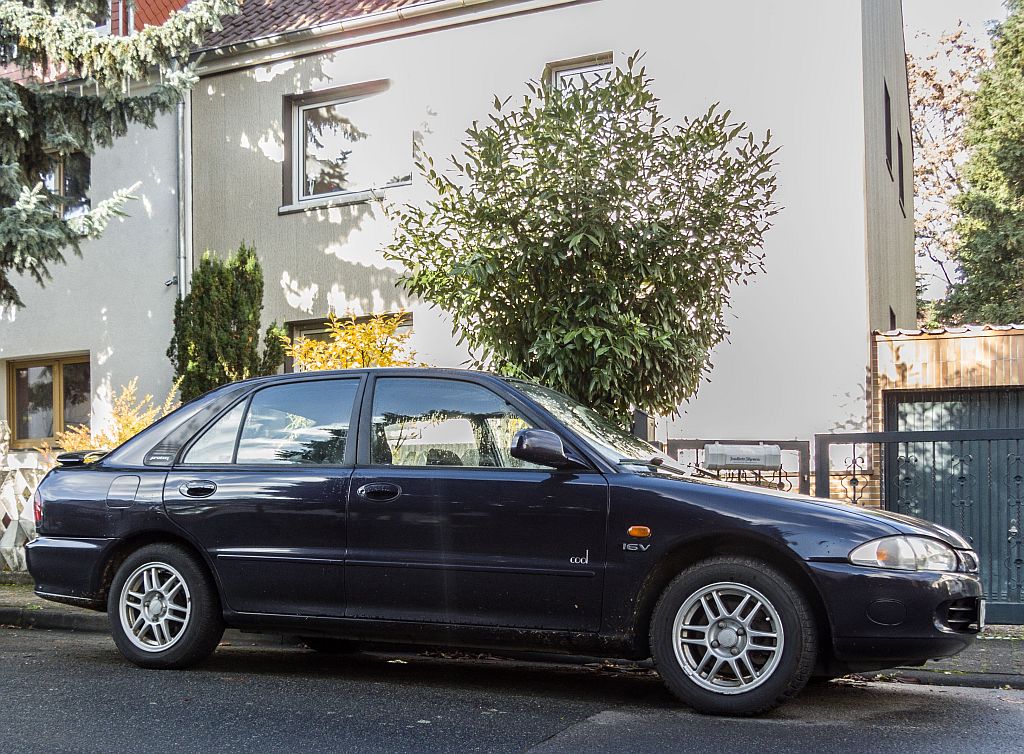 Proton 316i (Grundsätzlich ein Mitsubishi Lancer), fotografiert am 06.11.2012.