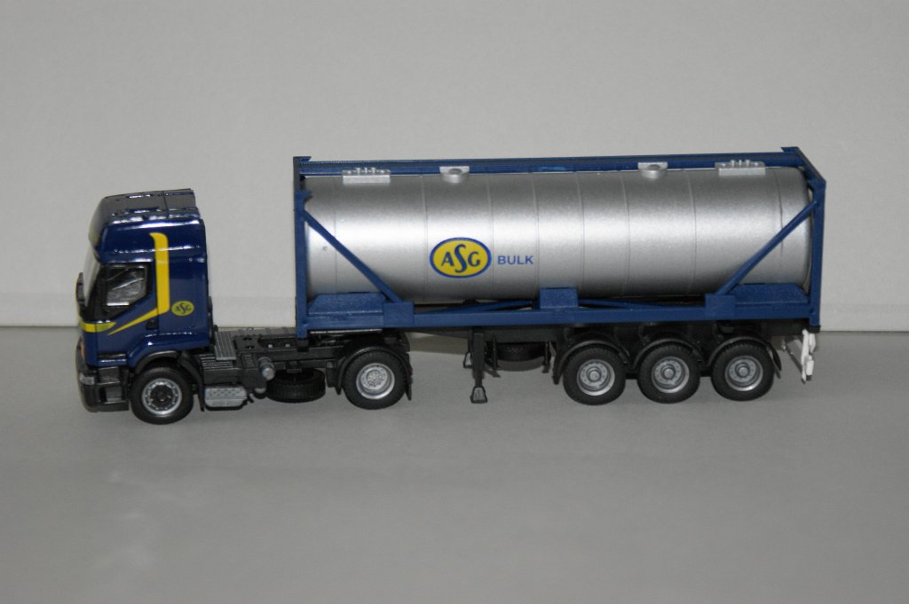 Renault Premium Tankcontainer-Sattelzug ASG (S)