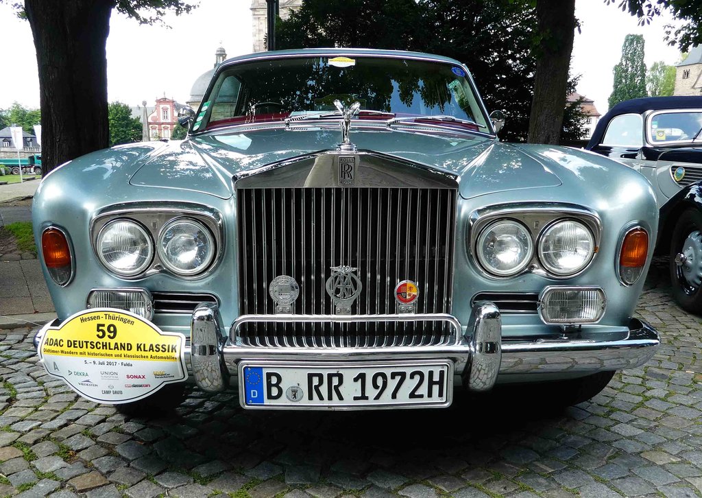=Rolls Royce Corniche 2 Door Saloon, 220 PS, Bj. 1972, gesehen anl. der ADAC Deutschland Klassik 2017 in Fulda, Juli 2017