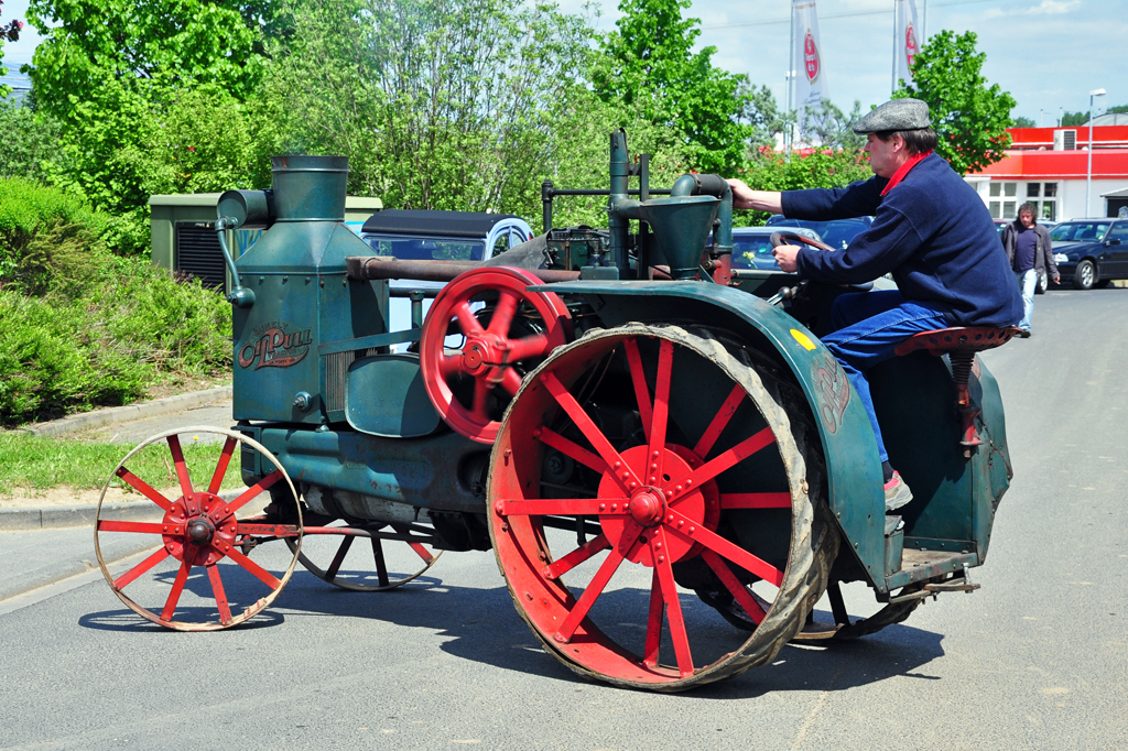 Rumely Oil Pull Tractor in Odendorf - 13.05.2012