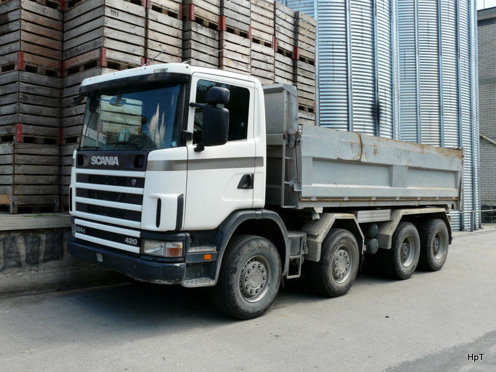 Scania 124c 420 Kipper in Neuenegg am 18.07.2010