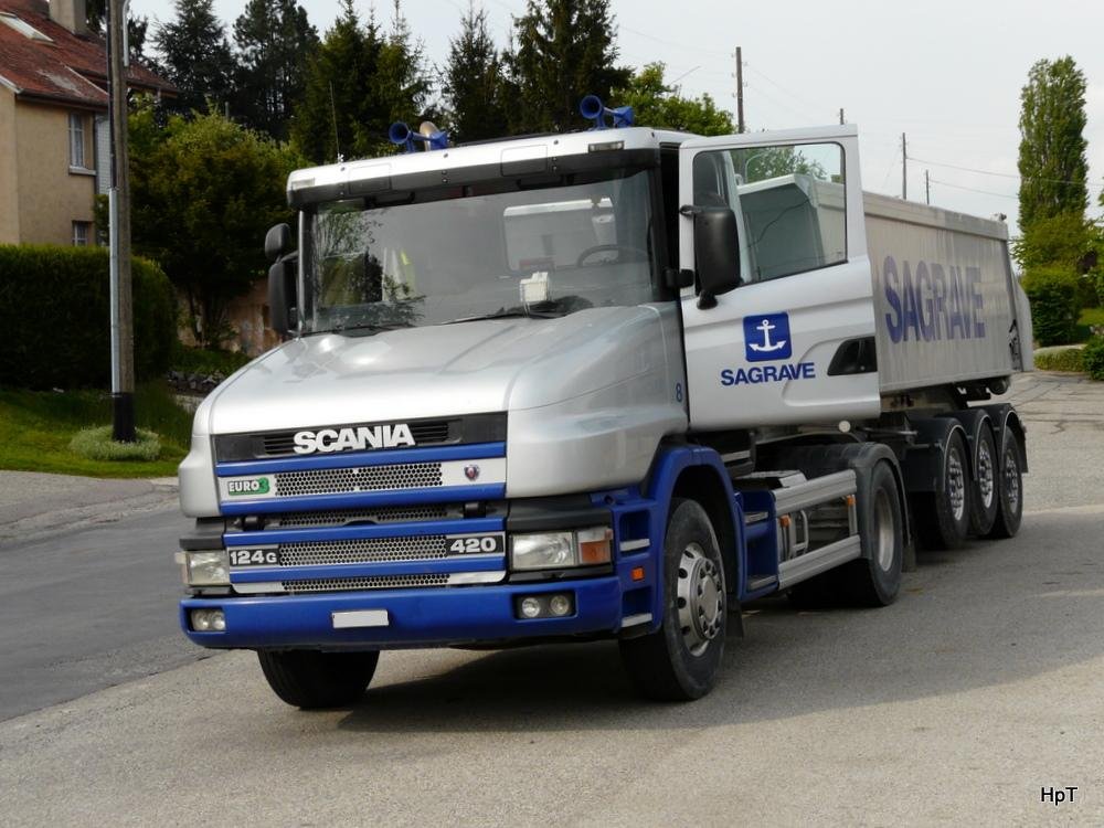 Scania 124G 420 Satelschlepper in L`Isel Mont la Ville am 19.05.2010
