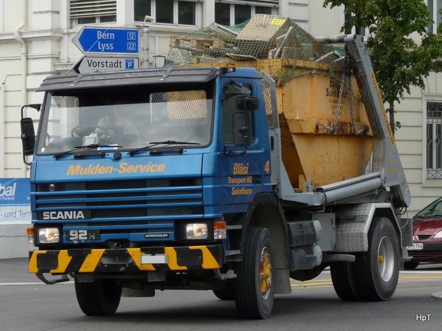 Scania 94H Muldentransporter unterwegs in der Stadt Solothurn am 21.05.2010 