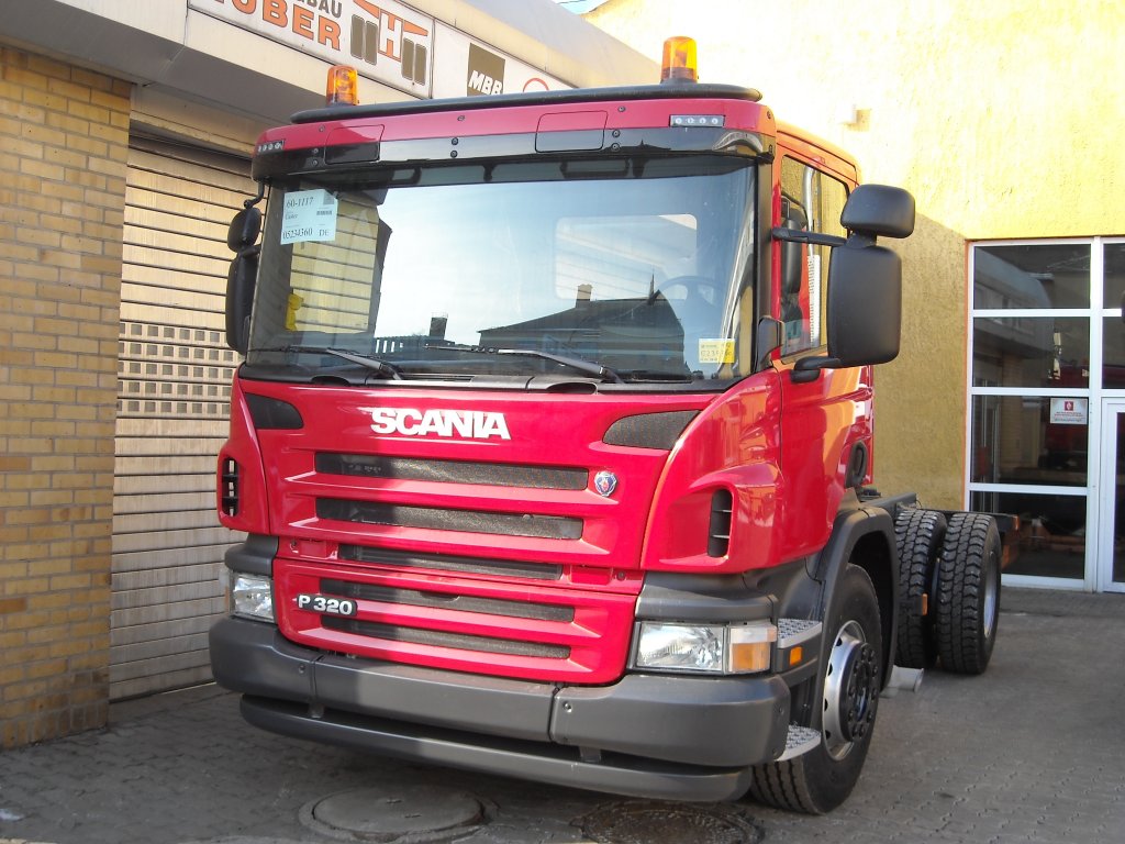Scania P , 2-achs-Kipper-Fahrgestell am 09.02.2010