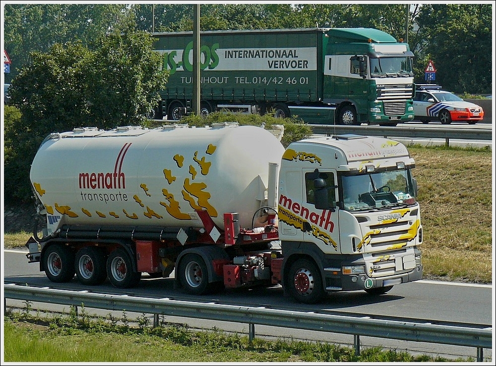 Scania R420 Tanksattelzug bei der Auffahrt auf den Ring von Antwerpen am 23.06.2010
