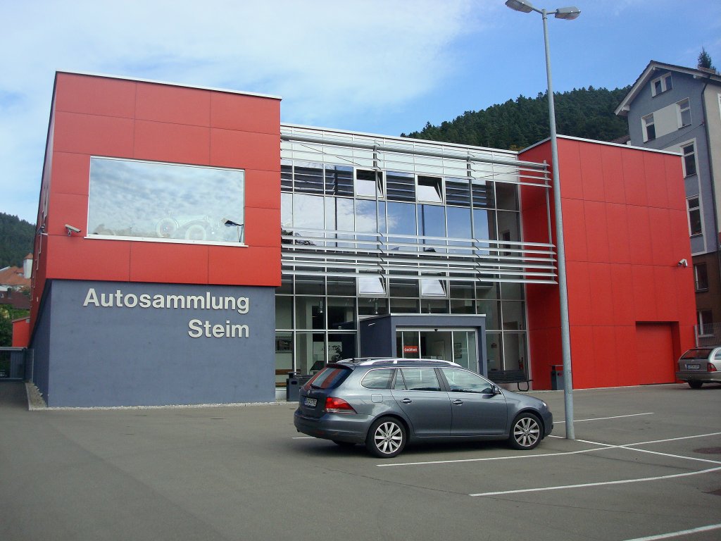 Schramberg im Schwarzwald, private Autosammlung Steim seit 2007, mit über 100 sehenswerten Oldtimern und echten Raritäten, schön präsentiert auf 3000 Quadratmetern in neuer, klimatisierter Halle, Aug.2010