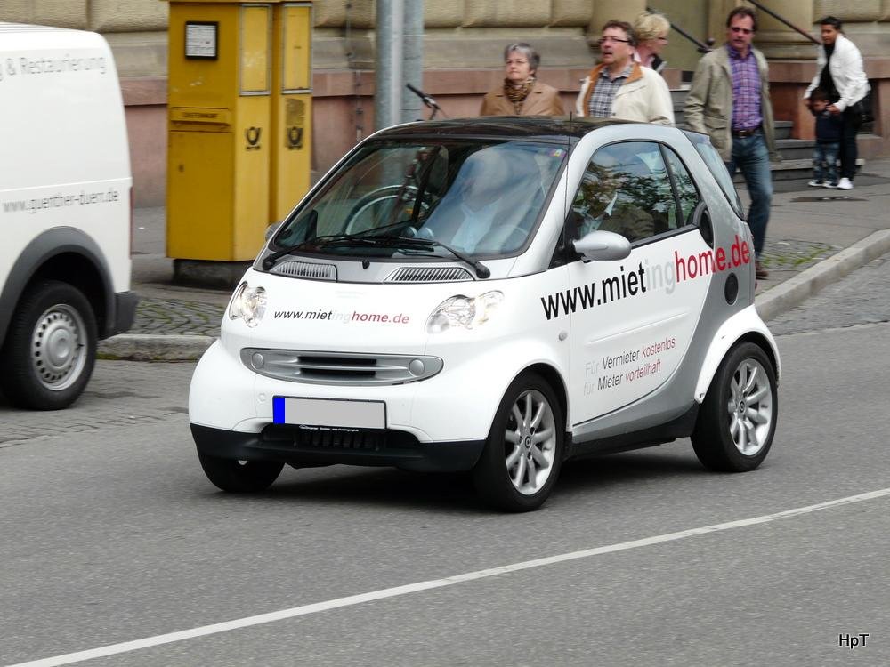 Smart mit Werbung unterwegs der Stadt Konstanz am 11.05.2010