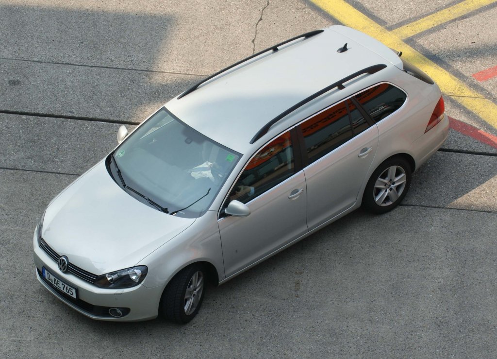 Sonderfahrzeug (D-AE 765), DUS-Ground Handling, EDDL-DUS, Dsseldorf, 29.04.2011, Germany 

