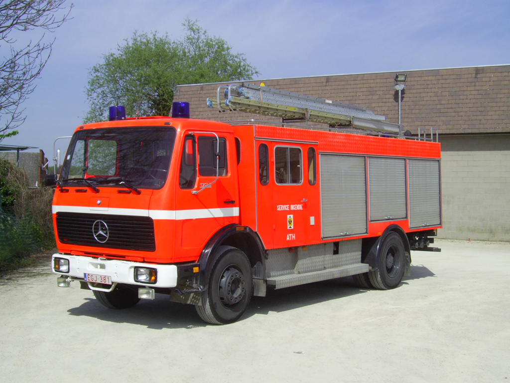 Tanklschfahrzeug Mercedes-Benz 1724F Aufbau Somati der Feuerwehr Ath, Aufnahme am 21.04.2007