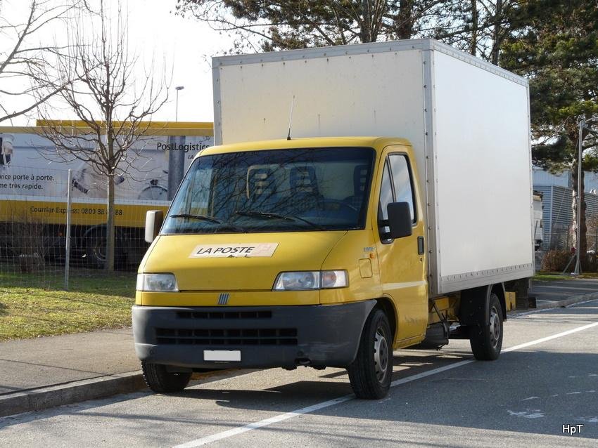 Transporter von Fiat abgestellt in Biel-Bzingen am 02.01.2010