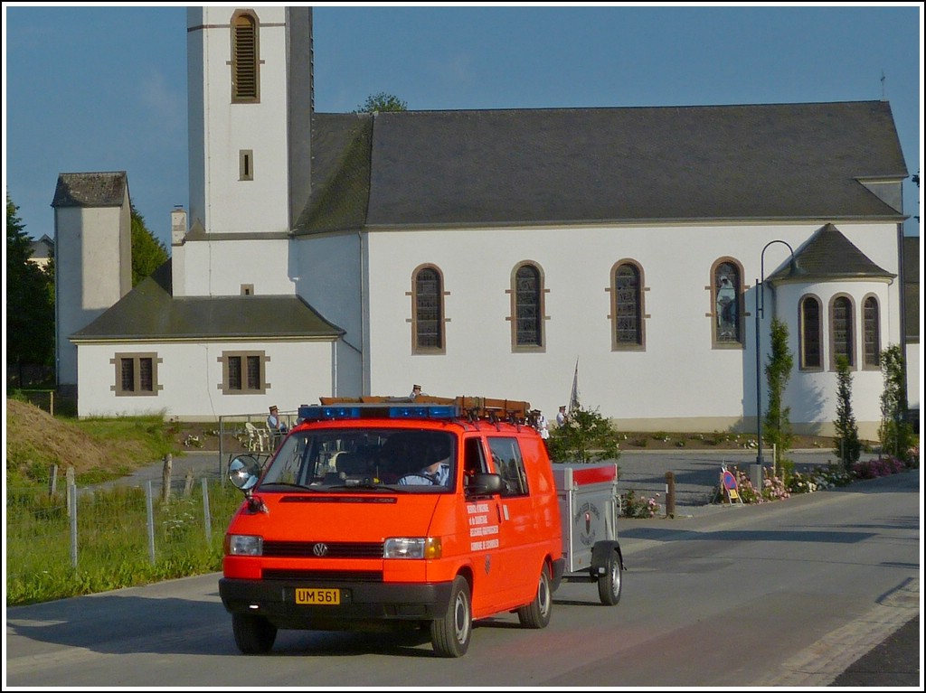 Volkswagen T 4 der Feuerwehr aus Eschweiler / Wiltz aufgenommen am 06.07.2013. 