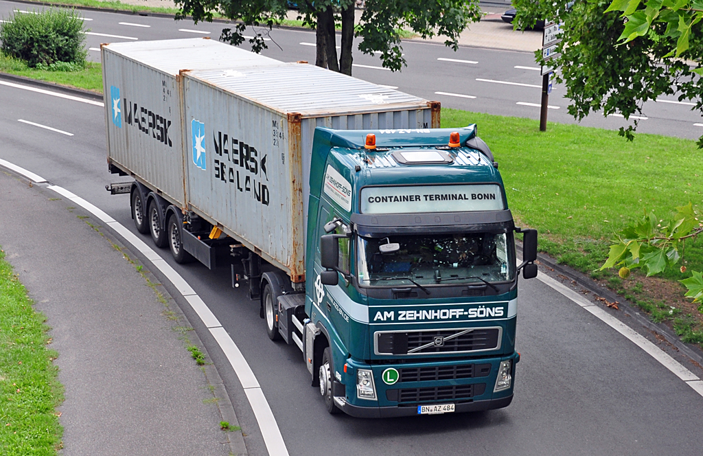 Volvo 440  Container-Terminal-Bonn  in Kln - 03.08.2010