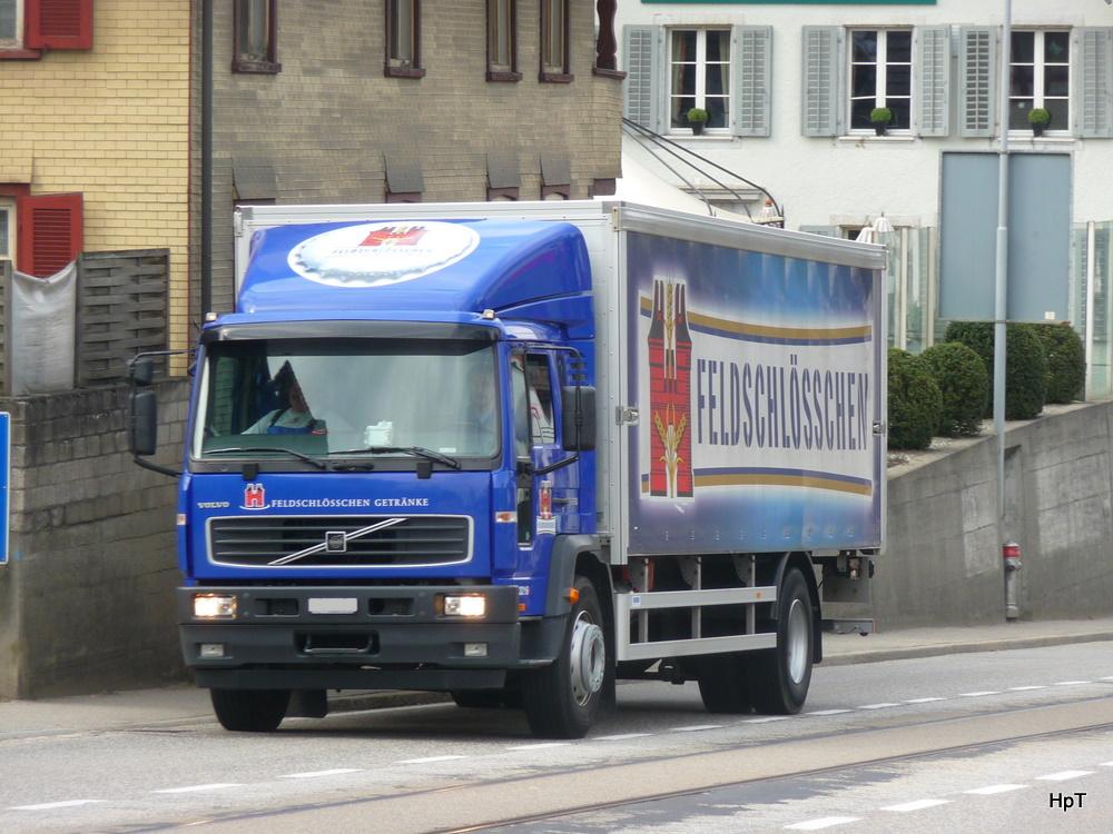 Volvo Getrnketransporter unterwegs in Aarwangen am 25.03.2010