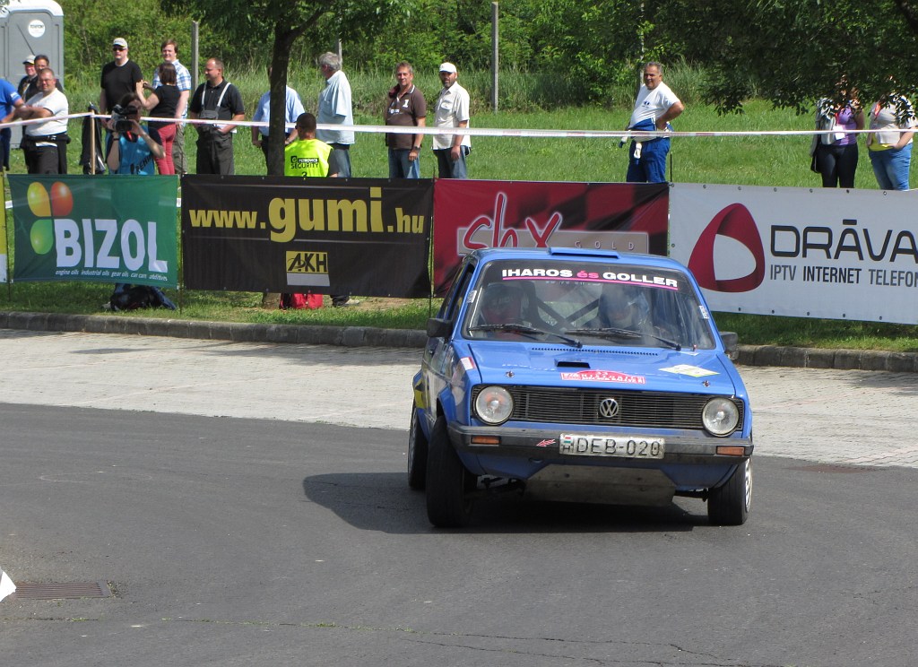 VW Golf I-er. Aufnahme: Mecsek Rallye Prologue Mai 2012