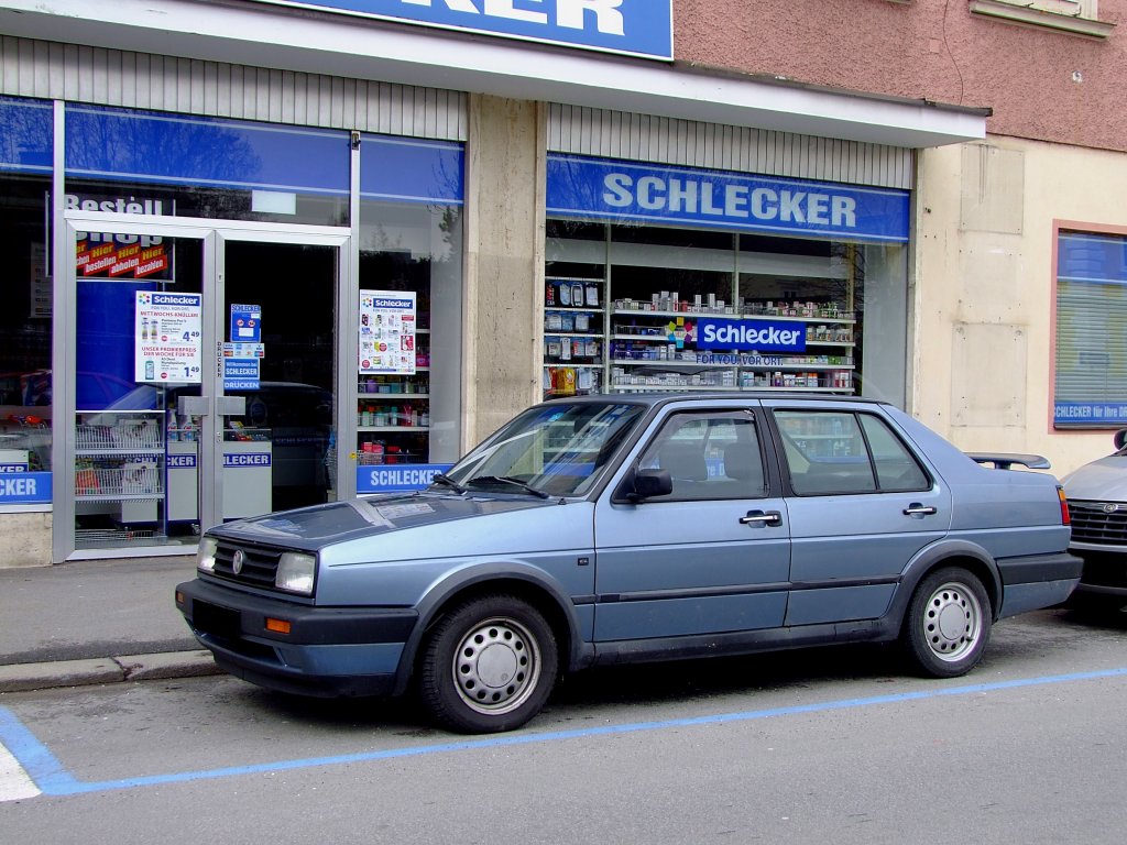 VW-Jetta II CL in 4-triger Ausfhrung, wurde im Zeitraum von 19871989 produziert; 120408