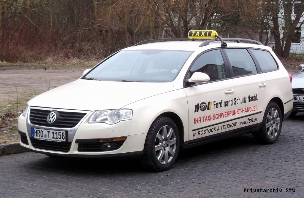 VW Passat als Taxi in Rostock am 1.3.2012