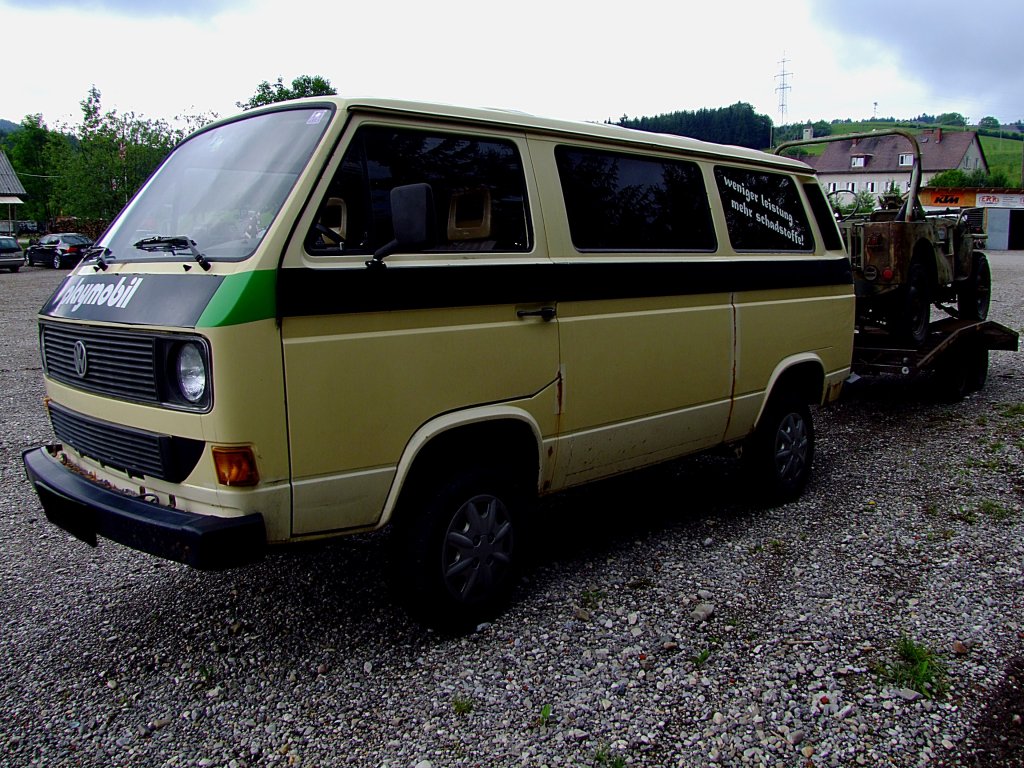 VW-T3 hat lt. Aufkleber  weniger leistung aber mehr schadstoffe; 120623
