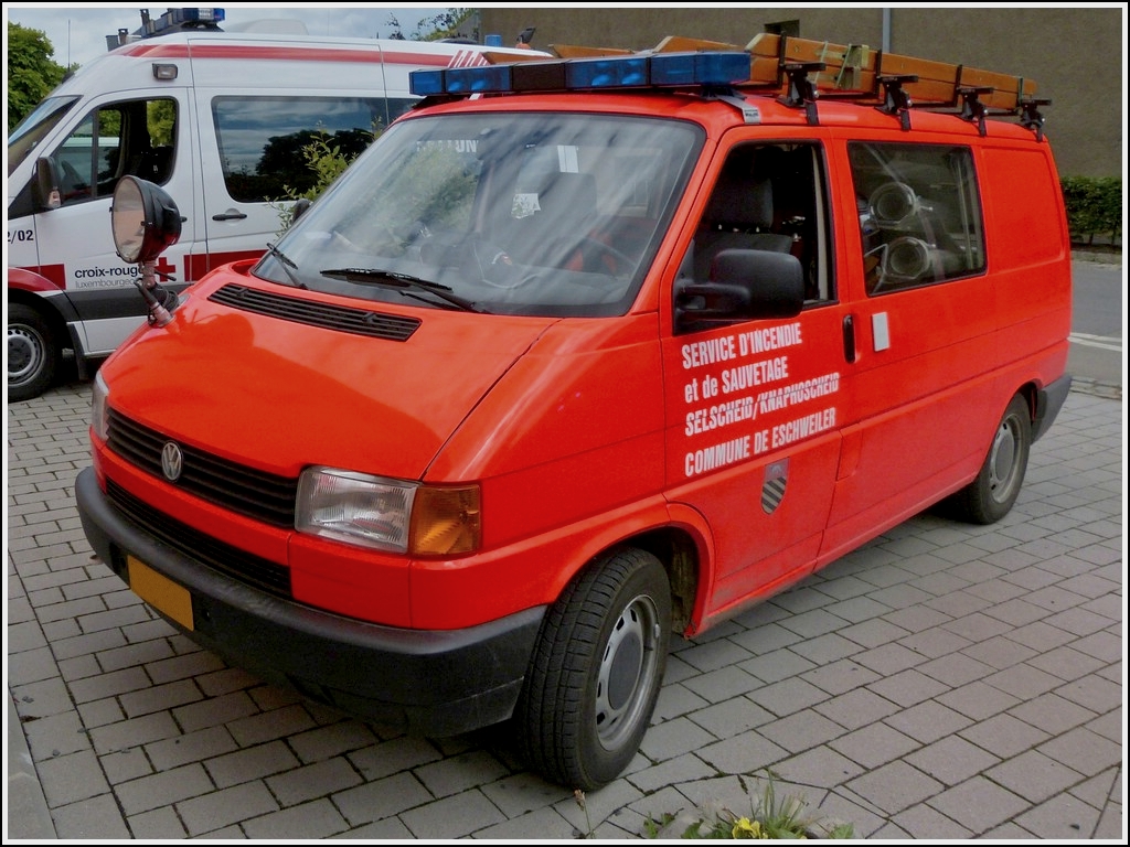 VW T4 der freiwilligen Feuerwehr der Gemeinde Eschweiler.  09.06.2012