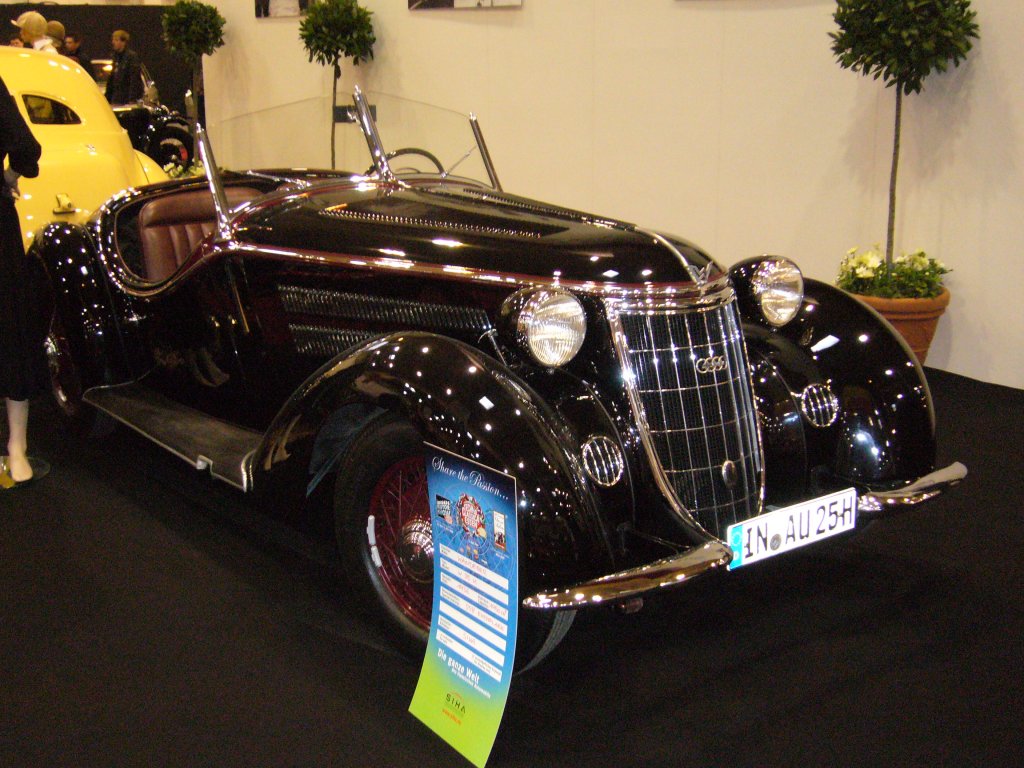 Wanderer W 25K 1936-1938. Dieses Auto wurde 258 mal gebaut. Dieser 25K wurde im Dezember 2008 auf der Essen-Motorshow abgelichtet.