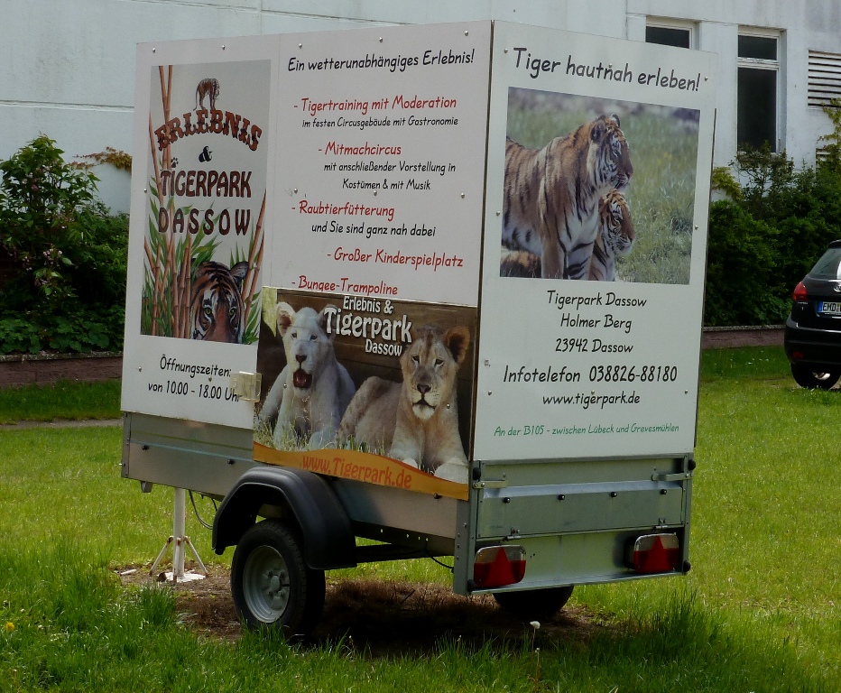 Werbeanhnger fr den Erlebnis & Tigerpark in Dassow  Heckansicht 
 Boltenhagen 28.05.2013