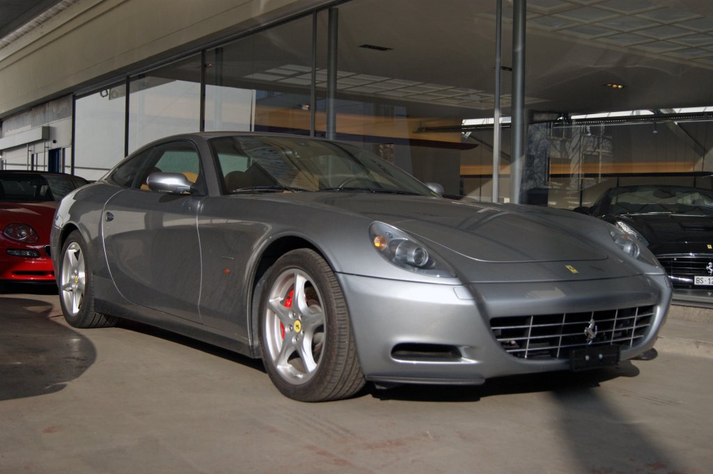 Wunderschner Ferrari 612 Scaglietti. Die Aufnahme stammt vom 20.01.2010.