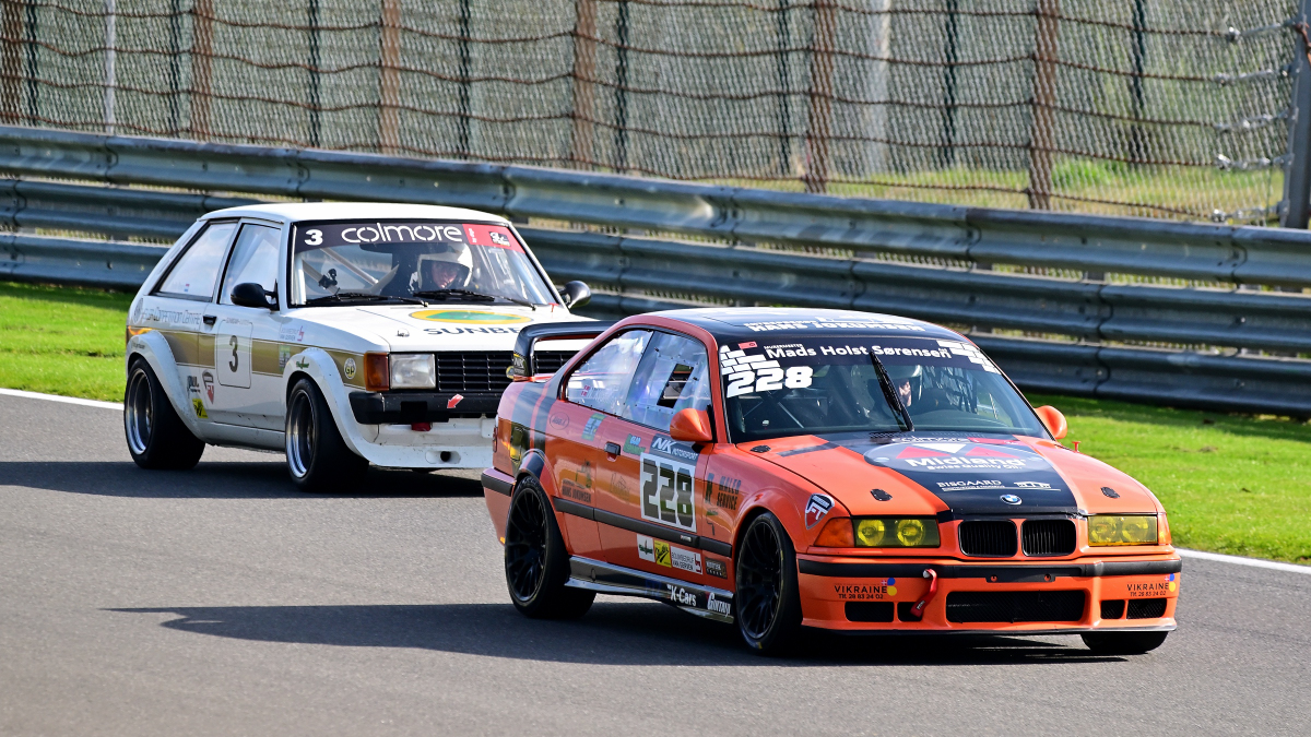 # 228, BMW 320i E36, bei der Colmore YTCC (Niederl�ndische Youngtimer Serie) auf dem  Circuit de Spa-Francorchamps, Rahmenprogramm der Spa 6h Classic 2026. Aufnahme am 27.9.2026
