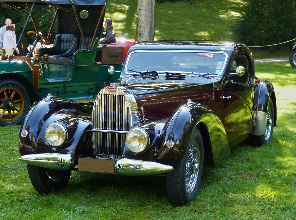 . Bugatti Coupé ausgestellt am 30.08.2014 bei den Classic Days in Mondorf.