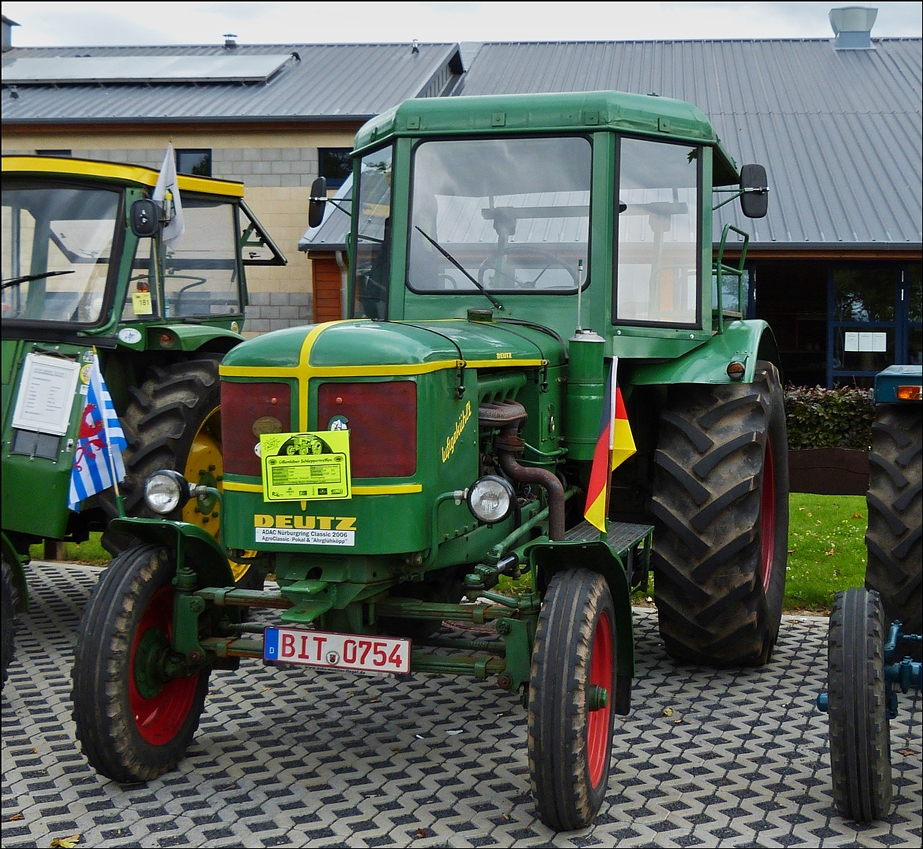 . Deutz F4L 514 NSK, Bj 1956, 5320 ccm, 60Ps, war ebenfalls nach Consdorf (L) zum Traktorentreffen gekommen.  20.07.2014