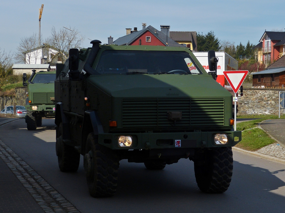 . Diese KMW Dingo Fahrzeuge der Luxemburgischen Armee begegnet man sehr selten auf luxemburger Straßen.  April 2015 