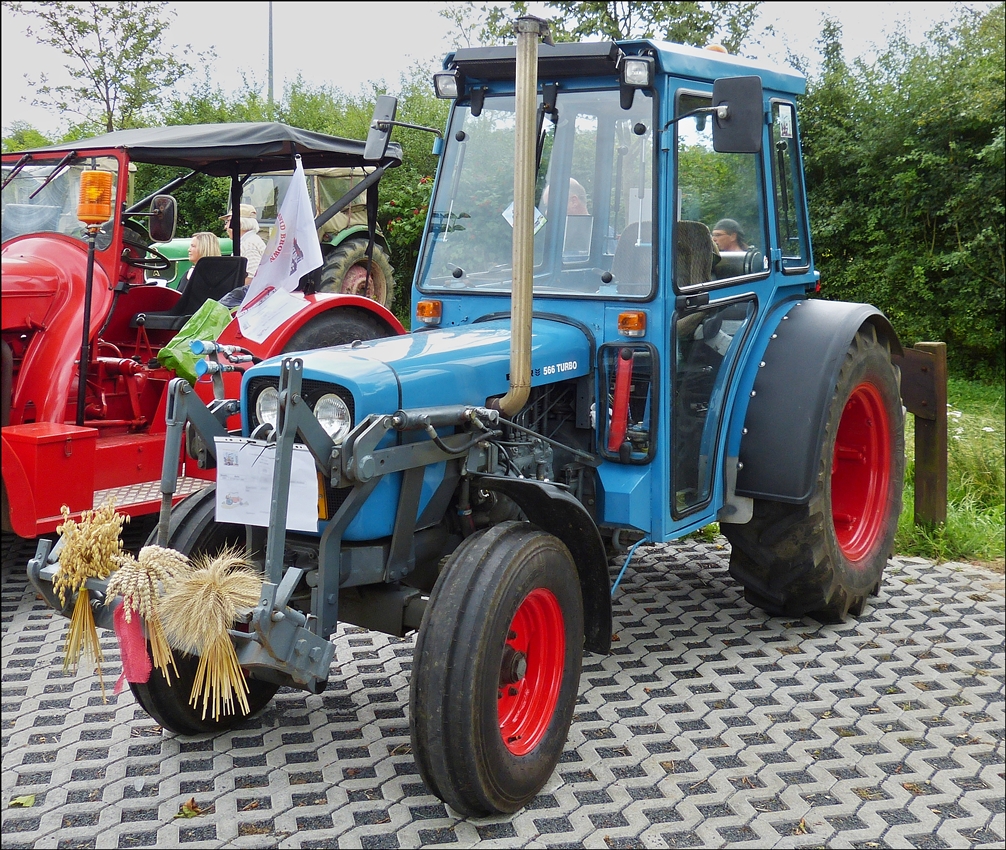 . Eicher 566 Turbo, war am 20.07.2014 beim Oldtimertreffen in Consdorf ausgestellt.
