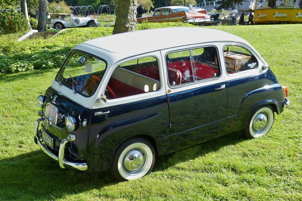.  Fiat  600 Multipla aufgenommen bei den Classic Days in Mondorf.  30.08.2014