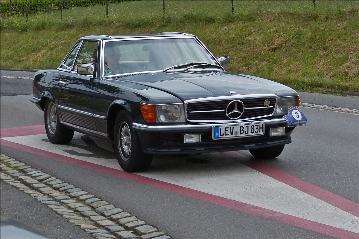   Mercedes gesehen bei einer Rundfahrt im Norden von Luxemburg.  Juni 2017