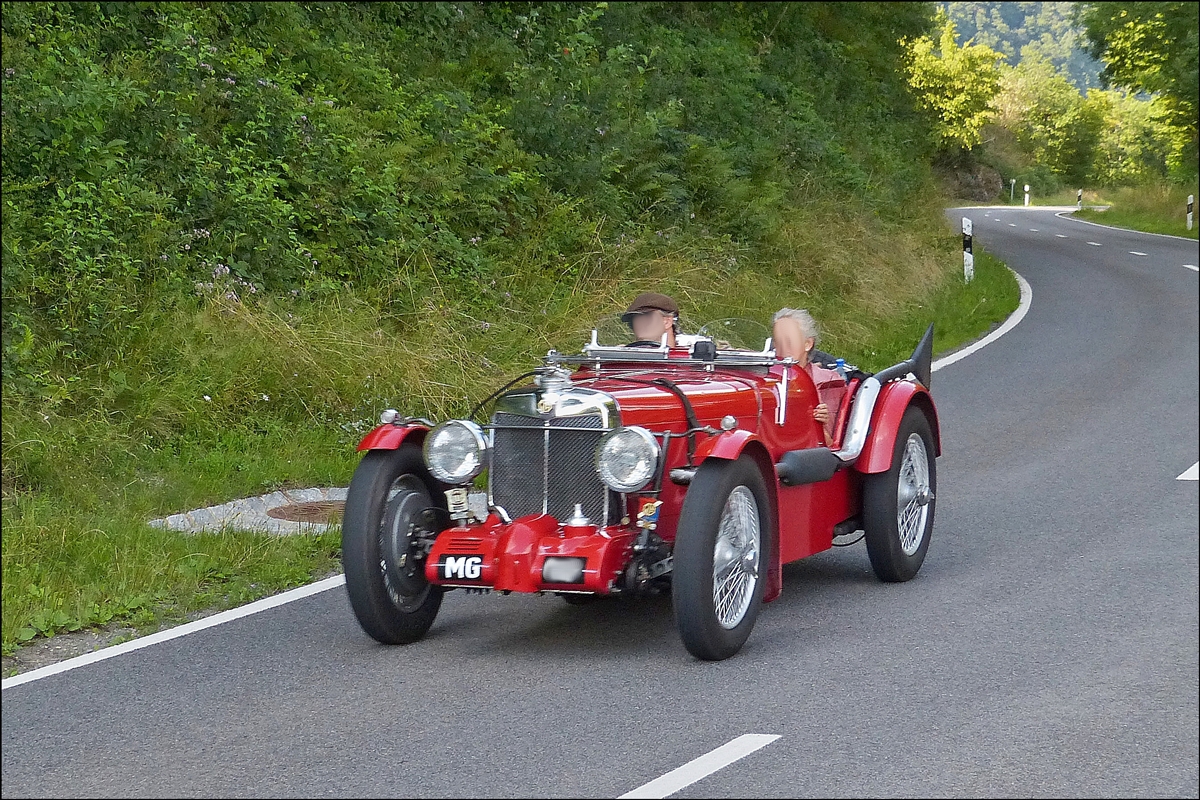 . Rundfahrt mit MG's der 1930 Jahre auf den Strassen im Norden von Luxemburg.  01.08.2014