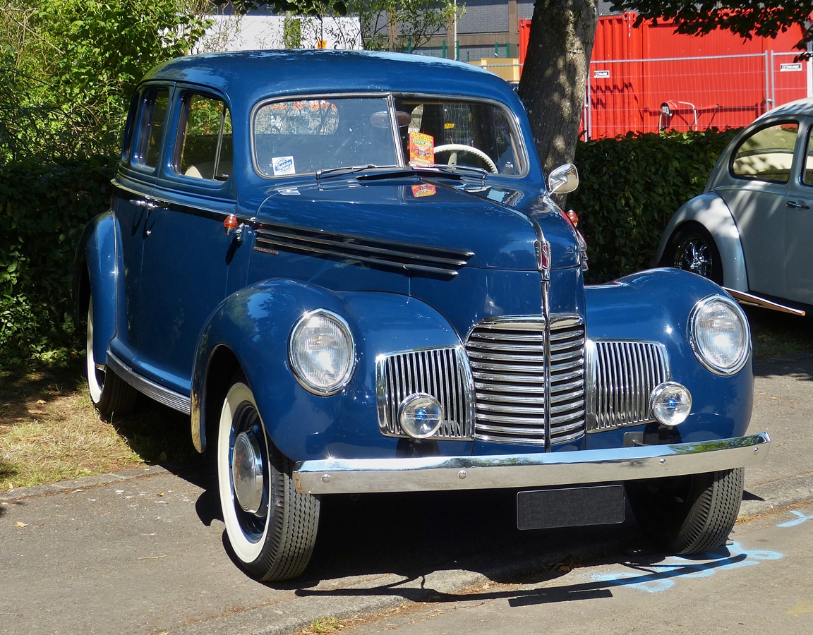 . Studebaker Champion Serie G Limousine 4-türig Bj 1939, gesehen bei den Vintage Cars & Bikes 2015 Days in Steinfort. 02.08.2015