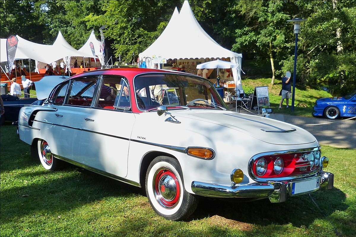 . Tatra 2-603 Bj 1965, 8 Zyl. 2500ccm, 105 Ps, gesehen am 30.08.2015 in Mondorf.                                   
