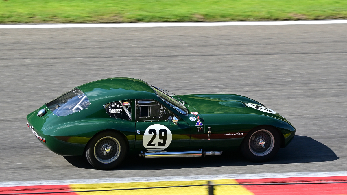 #29, Morgan Plus 4 SLR, das aerodynamische Aluminium-Coup� wurde von Williams & Pritchard f�r Chris Lawrence und den Morgan +4 gebaut. Es wurden insgesamt nur vier Exemplare gefertigt (drei davon auf Morgan-Basis), bei Historic Championship´65 auf dem Circuit de Spa-Francorchamps, Rahmenprogramm der Spa 6h Classic 2026. Aufnahme am 27.9.2026  