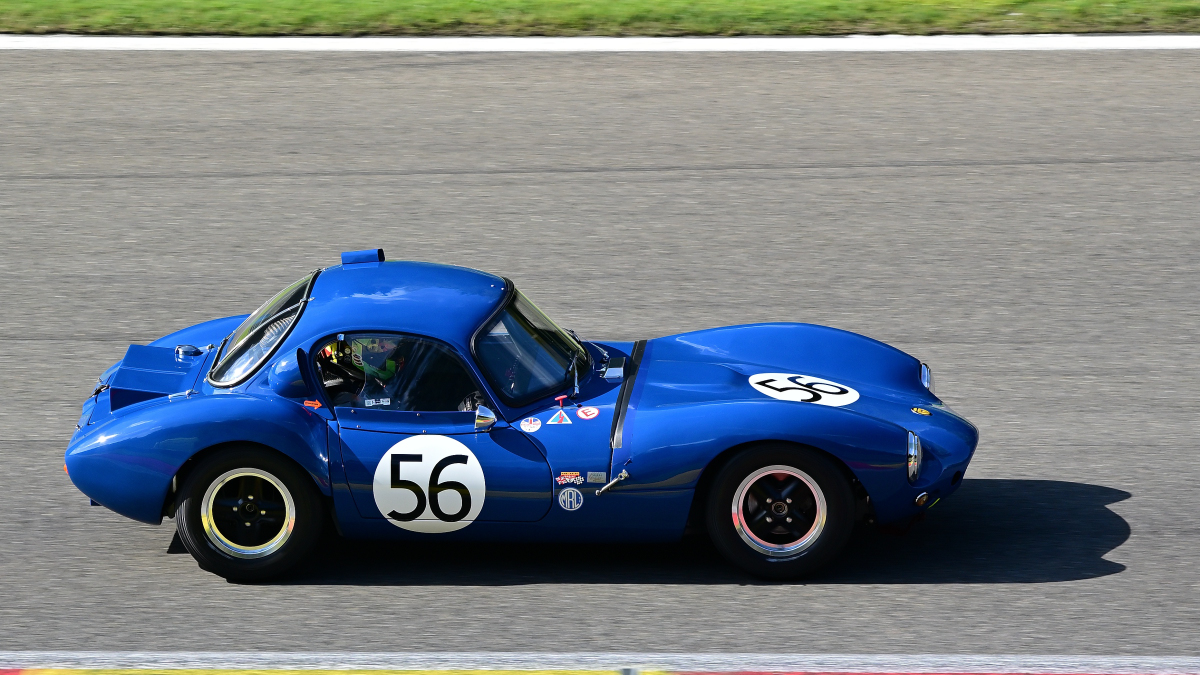 #56, GINETTA G4R, die extremste und seltenste Rennversion des klassischen britischen Sportwagens Ginetta G4, bei Historic Championship´65 auf dem Circuit de Spa-Francorchamps, Rahmenprogramm der Spa 6h Classic 2026. Aufnahme am 27.9.2026  