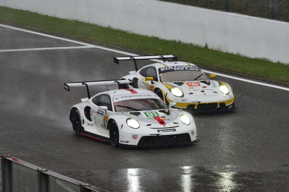 #91 Werkswagen vom PORSCHE GT TEAM, LM GTE Pround TEAM PROJECT 1, LM GTE Am, beide Porsche 911 RSR - 19 , LM . FIA WORLD ENDURANCE CHAMPIONSHIP 2022 / 6 HOURS OF SPA-FRANCORCHAMPS 7.Mai 2022 